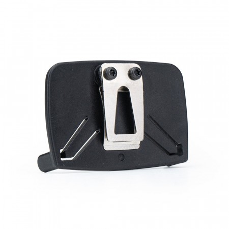 Hjelmfeste med clips for spor